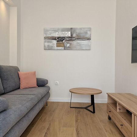Apartments Miamare Primošten Eksteriør bilde