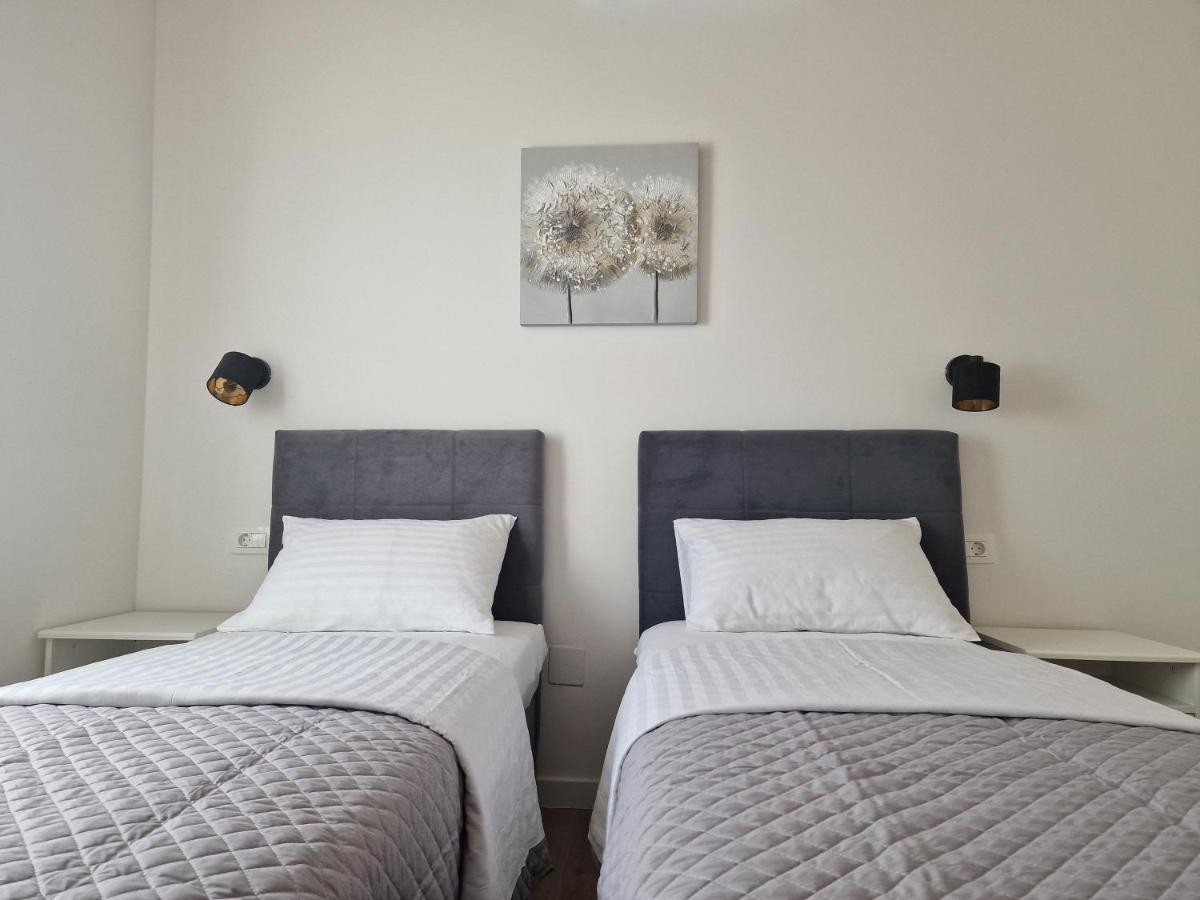 Apartments Miamare Primošten Eksteriør bilde