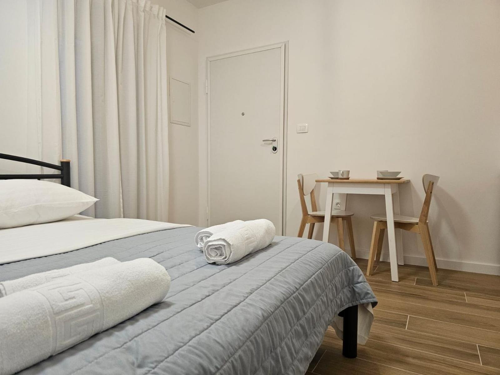 Apartments Miamare Primošten Rom bilde